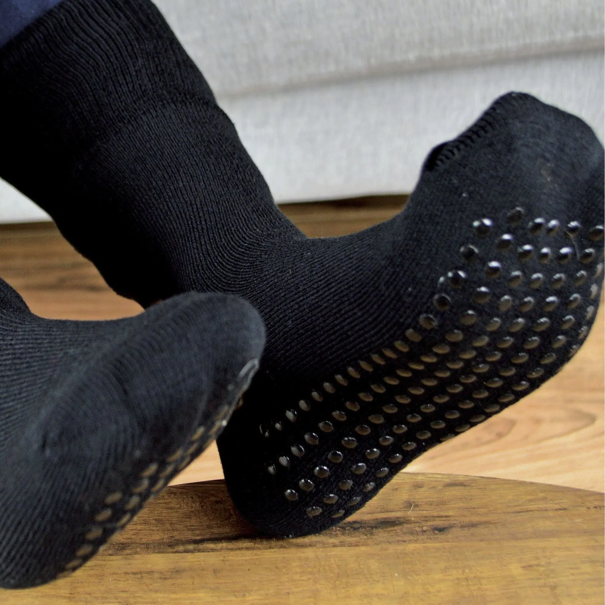 1 Pack Thermal Bamboo Slipper Socks for Winter