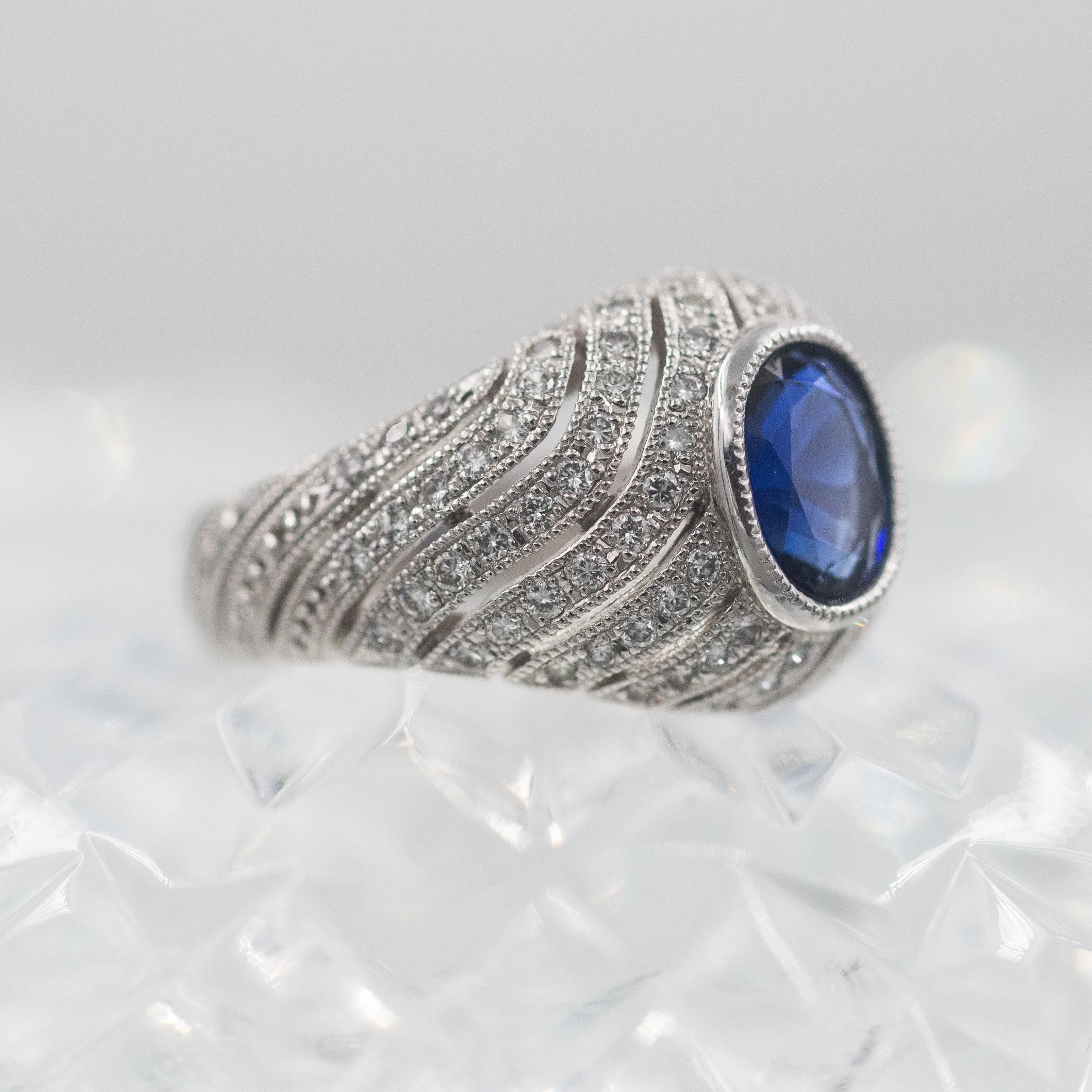 Ceylon Sapphire and Pavé Diamond Waves Ring c1990