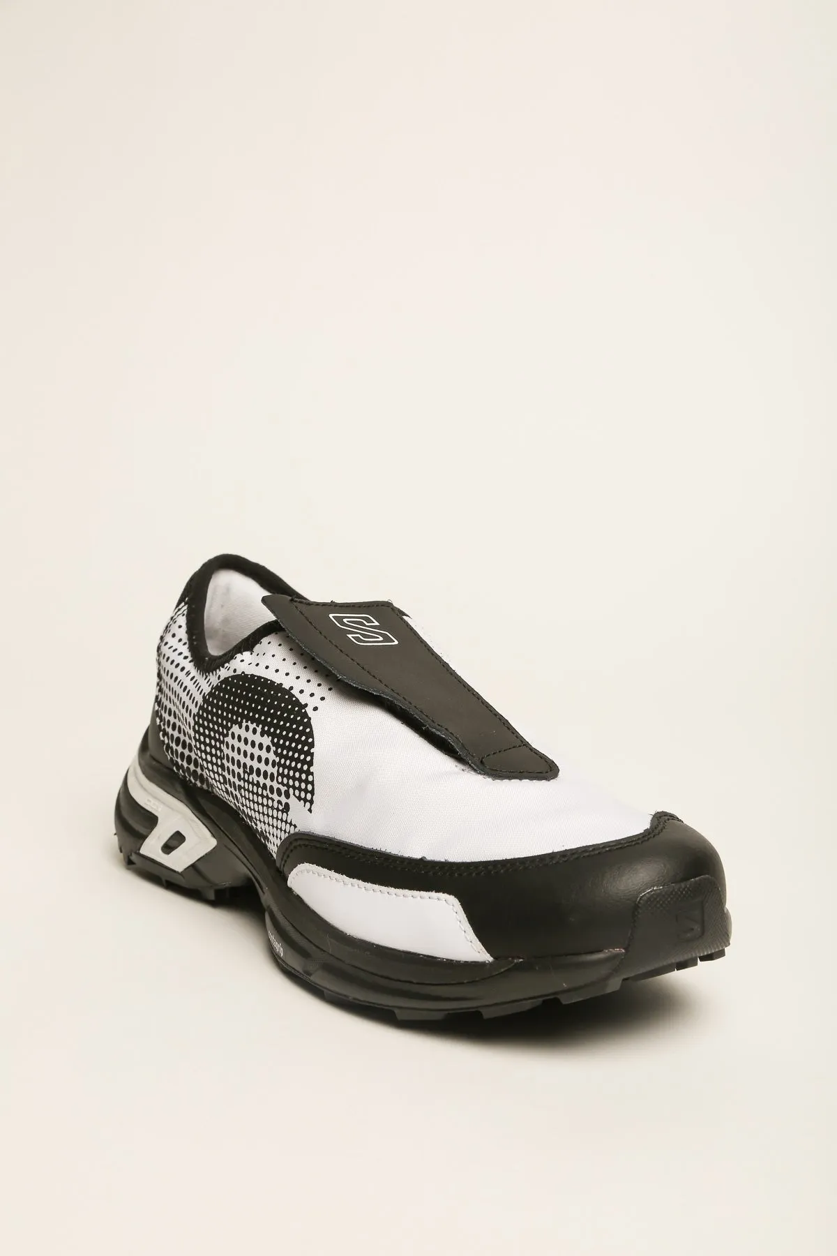 COMME DES GARÇONS HOMME PLUS | SALOMON SR901E SNEAKERS