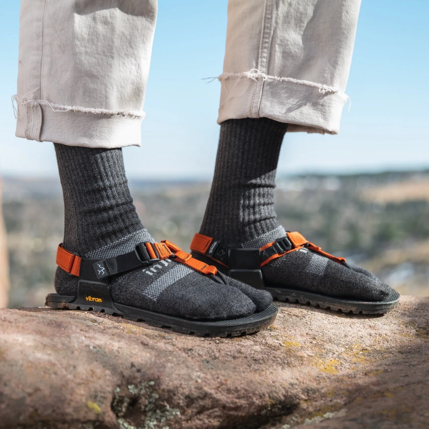Crew Performance Split-Toe Socks