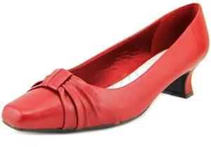 Easy Street Women's Waive Pump, Red, 11