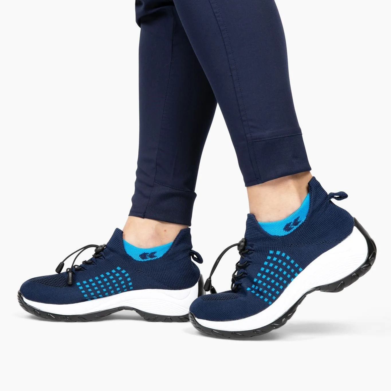 EMILY™ ORTHOPEDIC SNEAKERS WITH STRETCHABLE CUSHION 2024