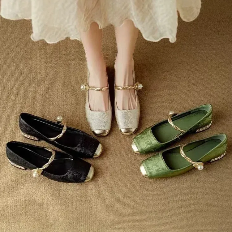 Emmie Pumps