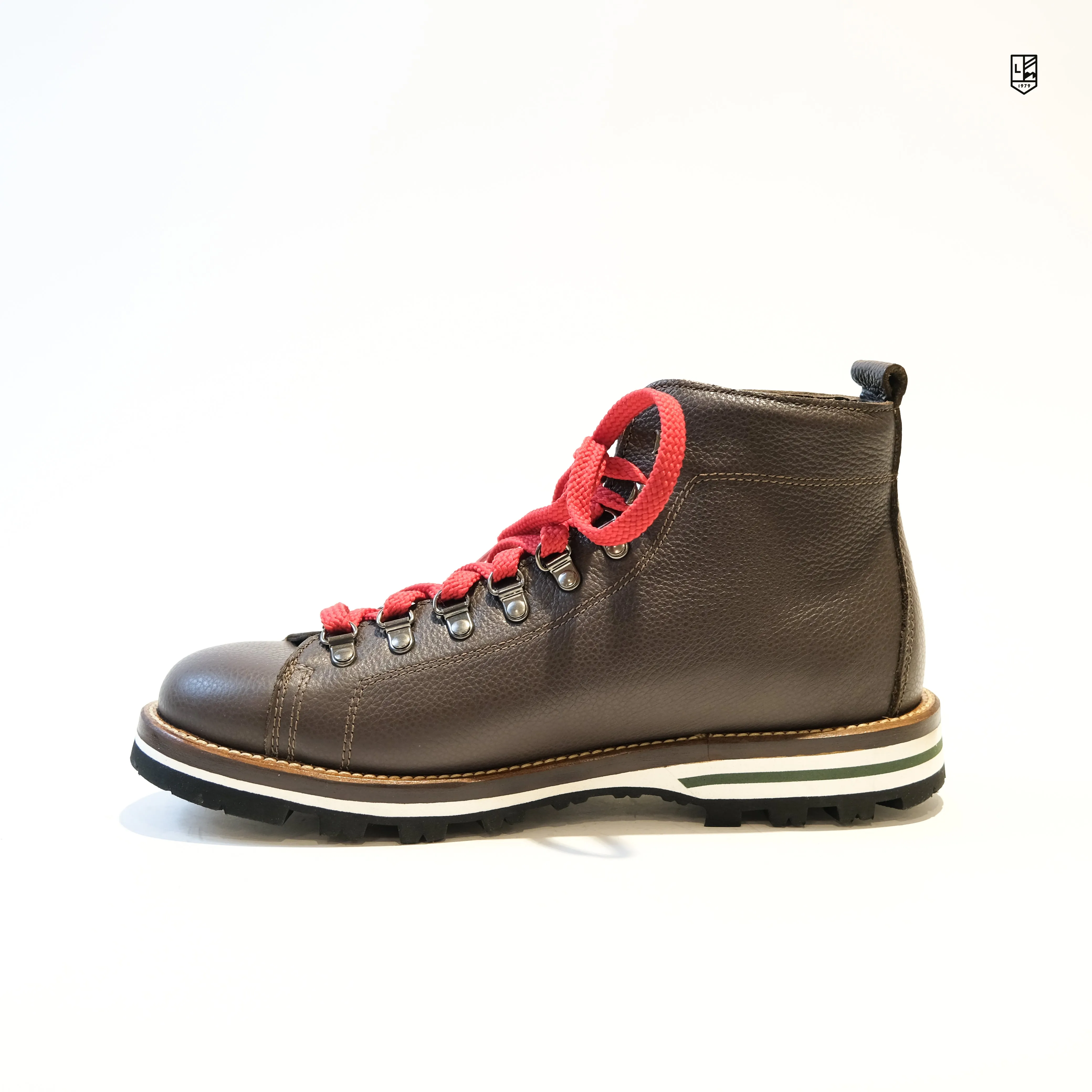 Falcade Hammered Leather M