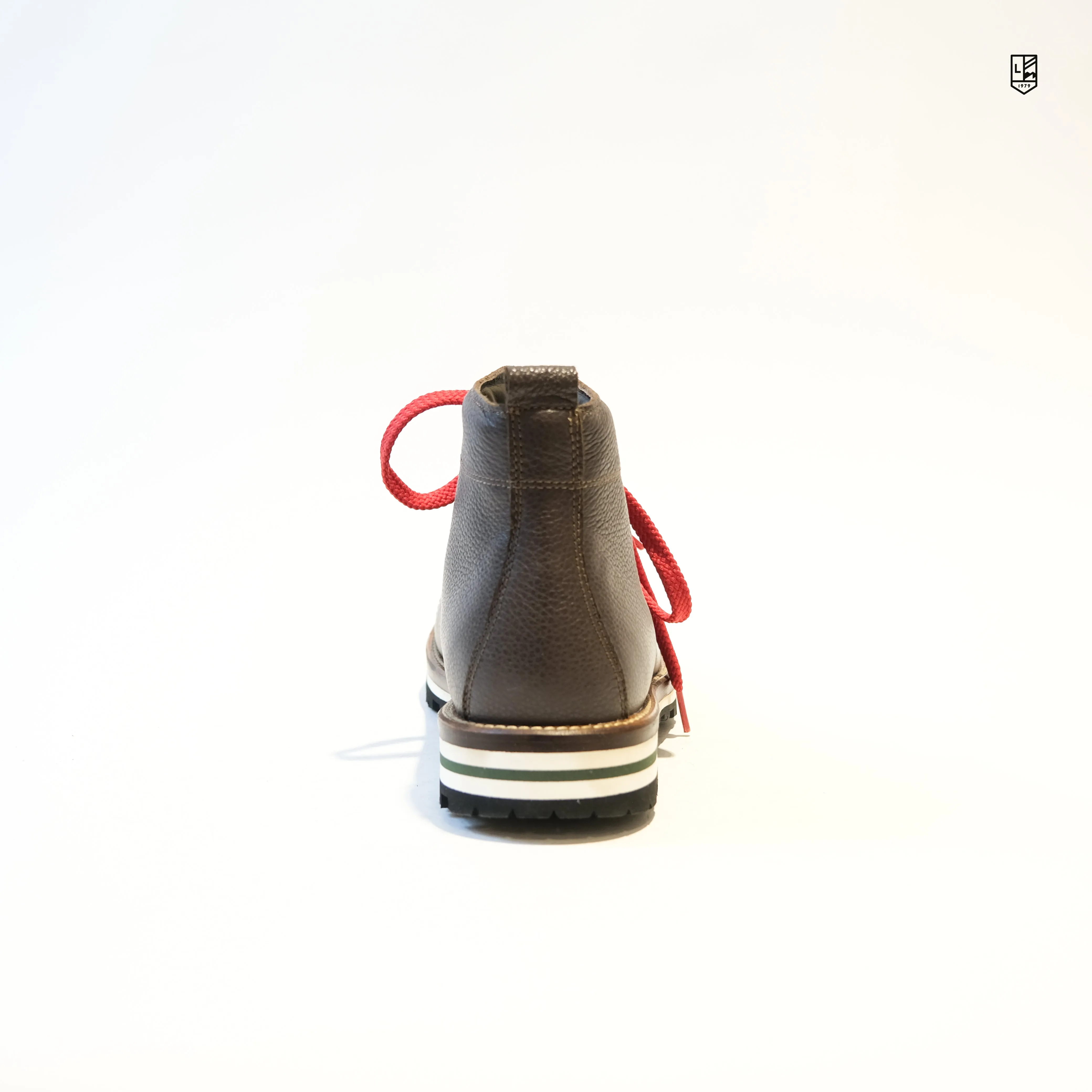 Falcade Hammered Leather M