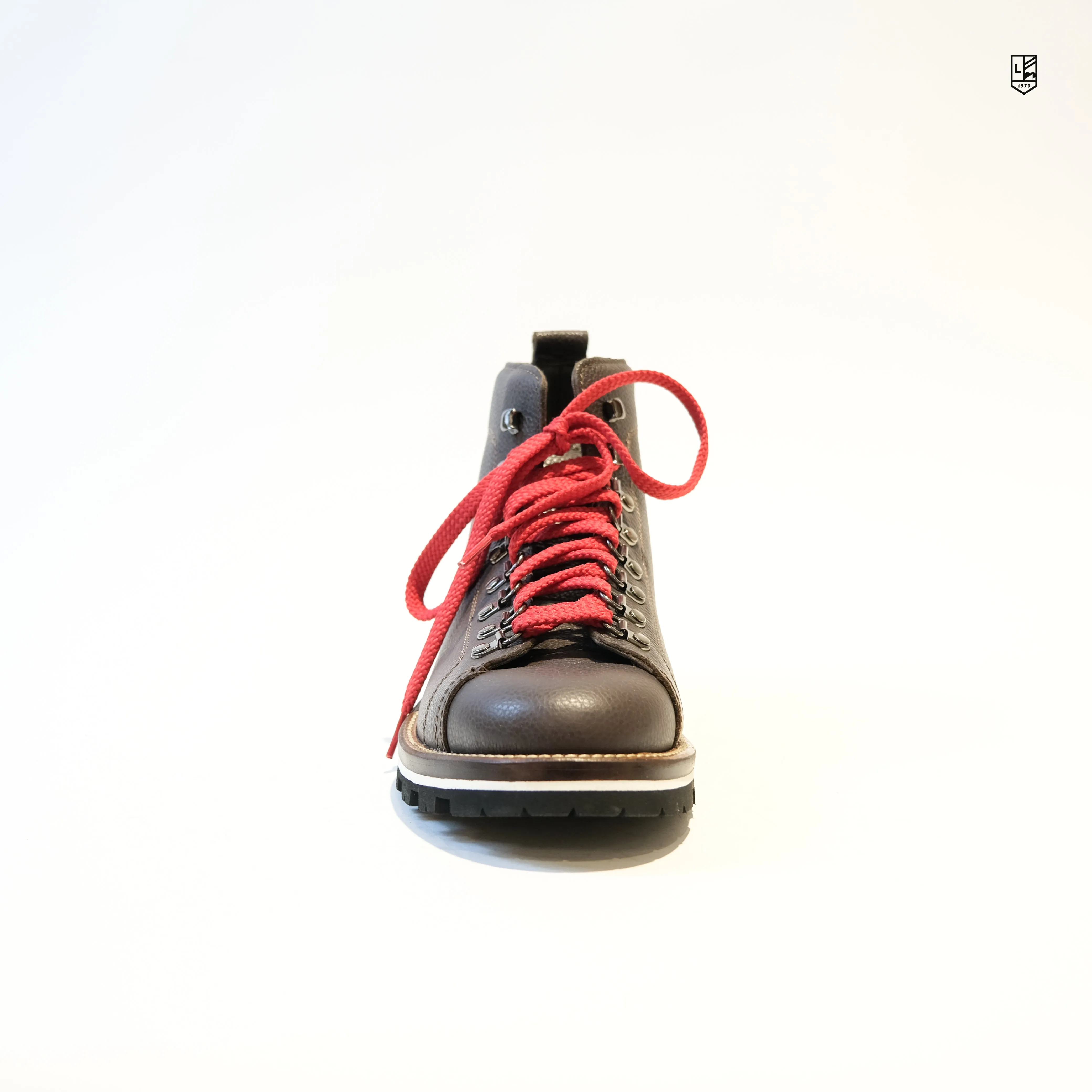 Falcade Hammered Leather M