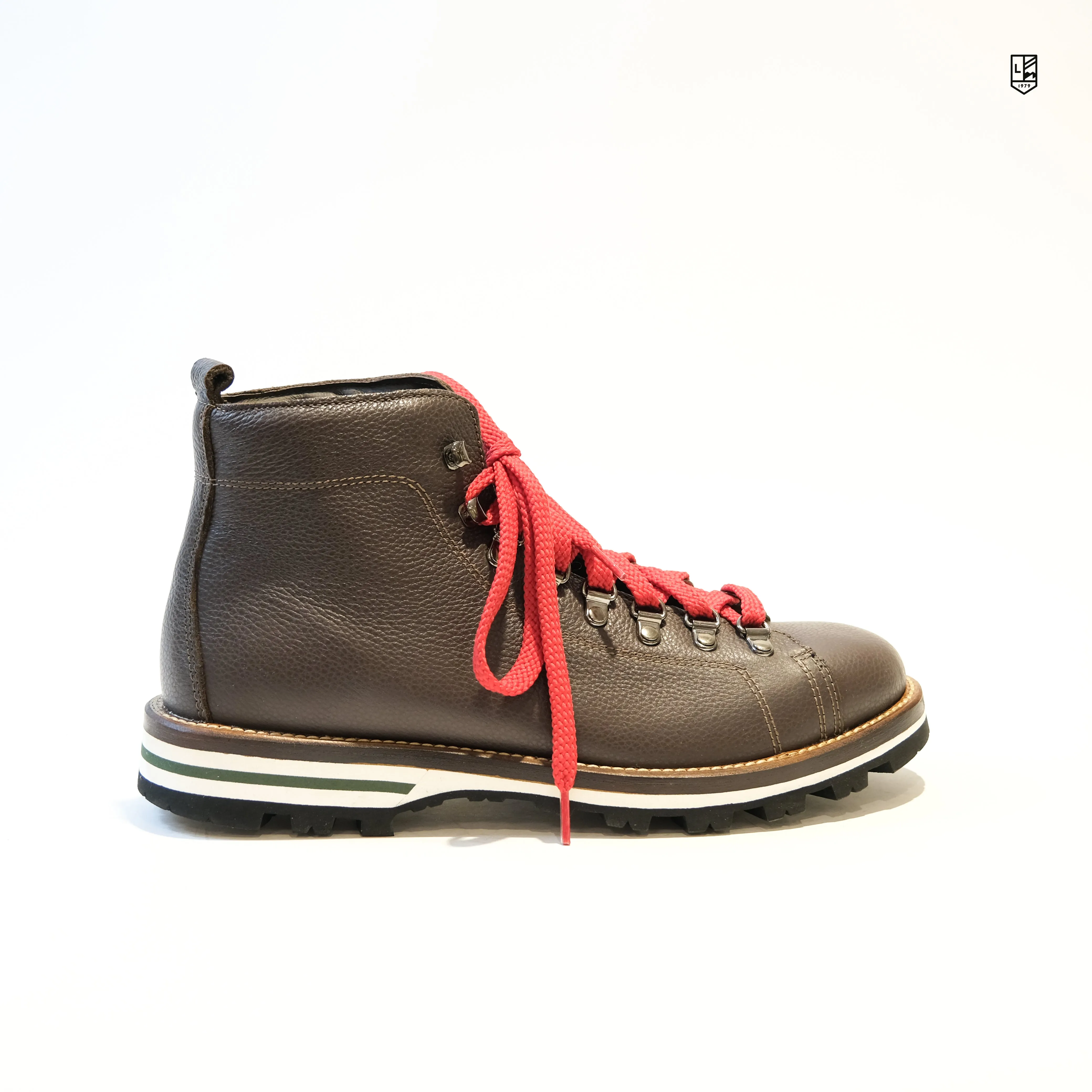 Falcade Hammered Leather M