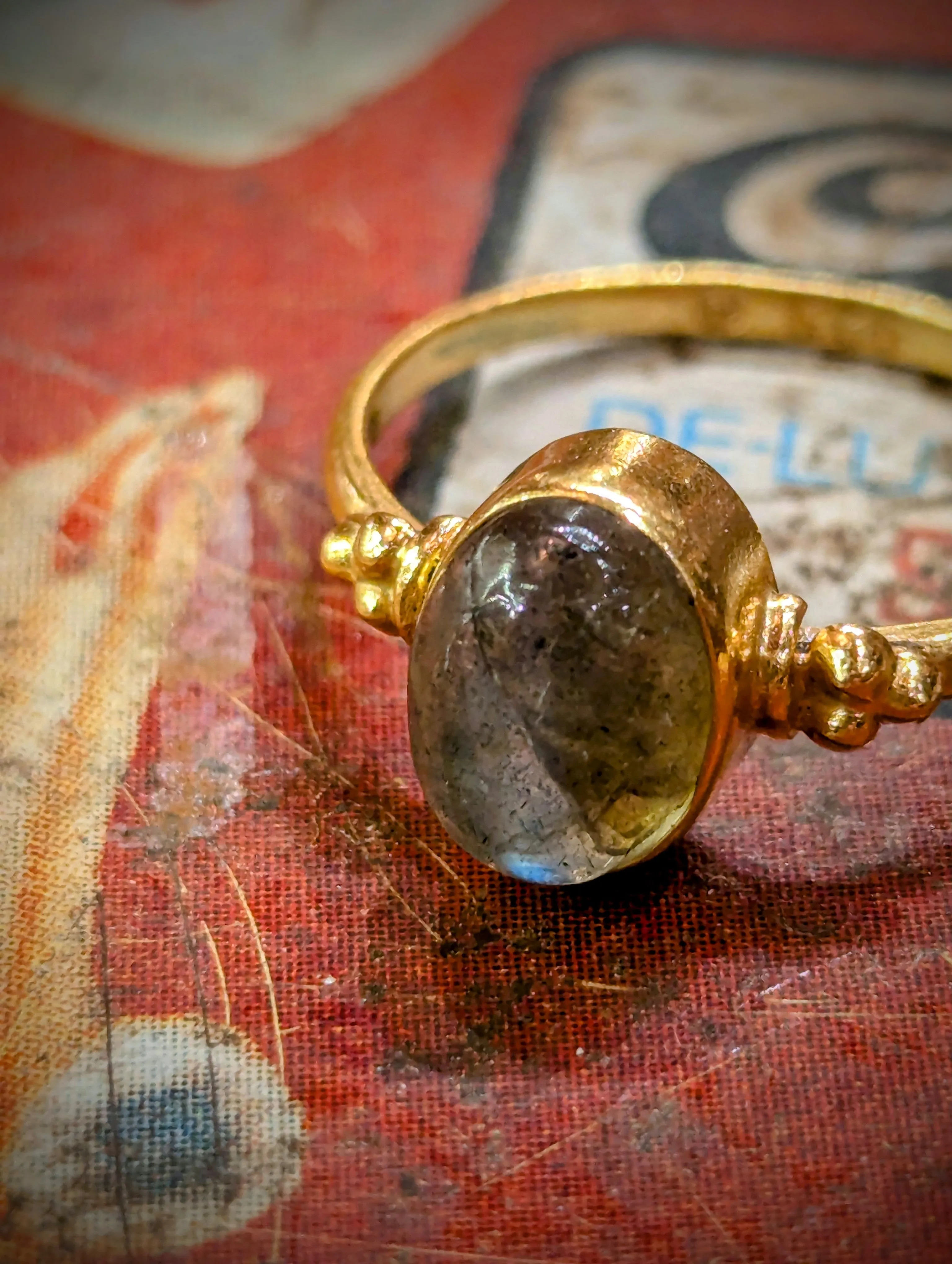 Fine jewelled rings