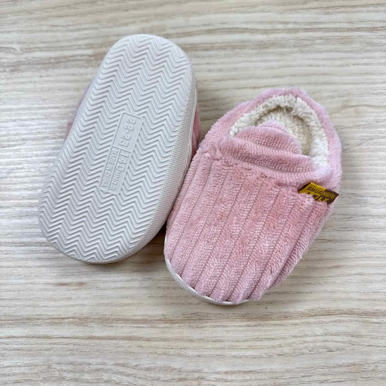 FOOTWEAR slippers