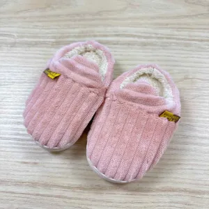 FOOTWEAR slippers