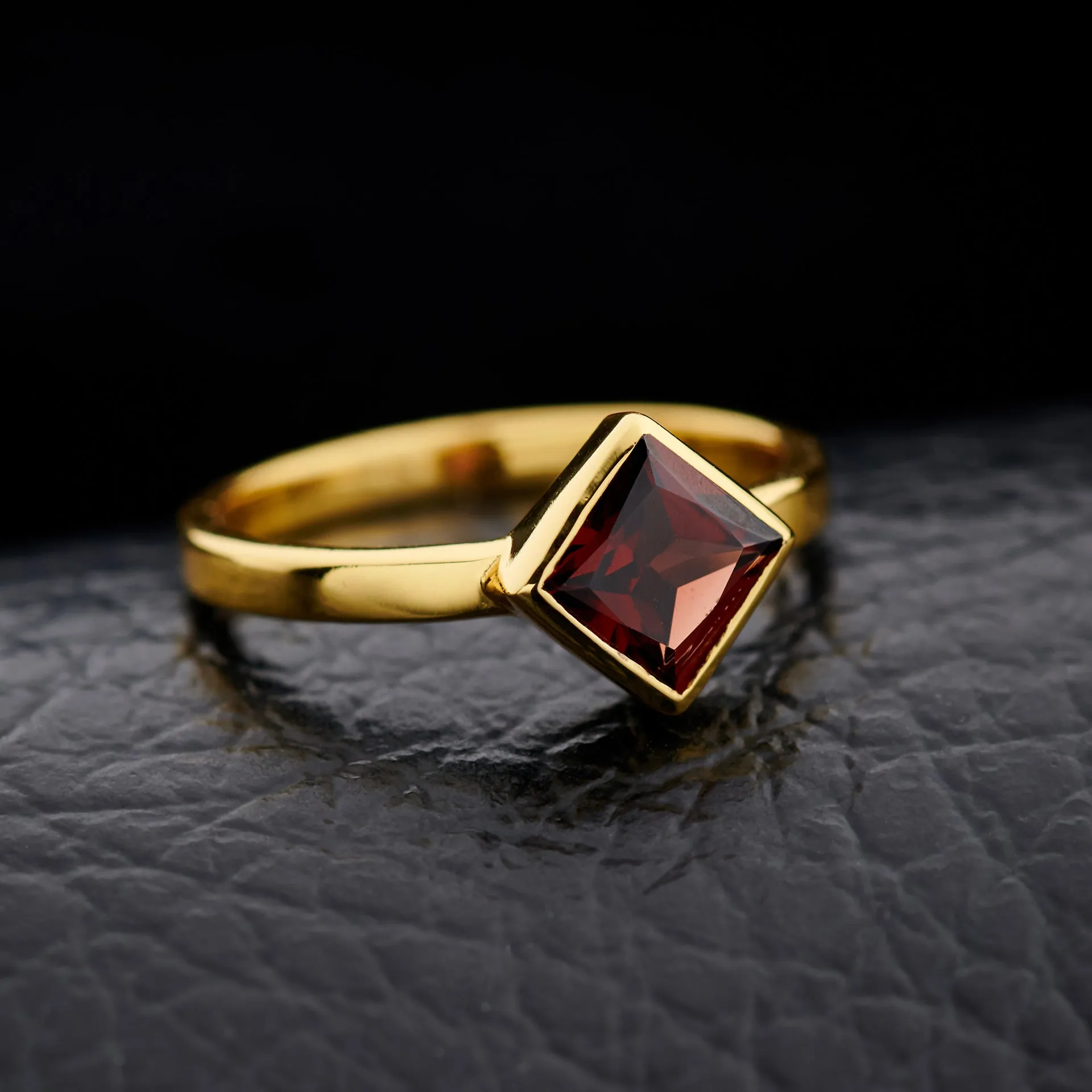 Garnet Everyday Gold Ring
