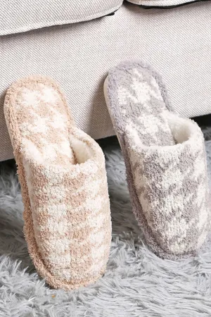 Houndstooth Queen House Slippers