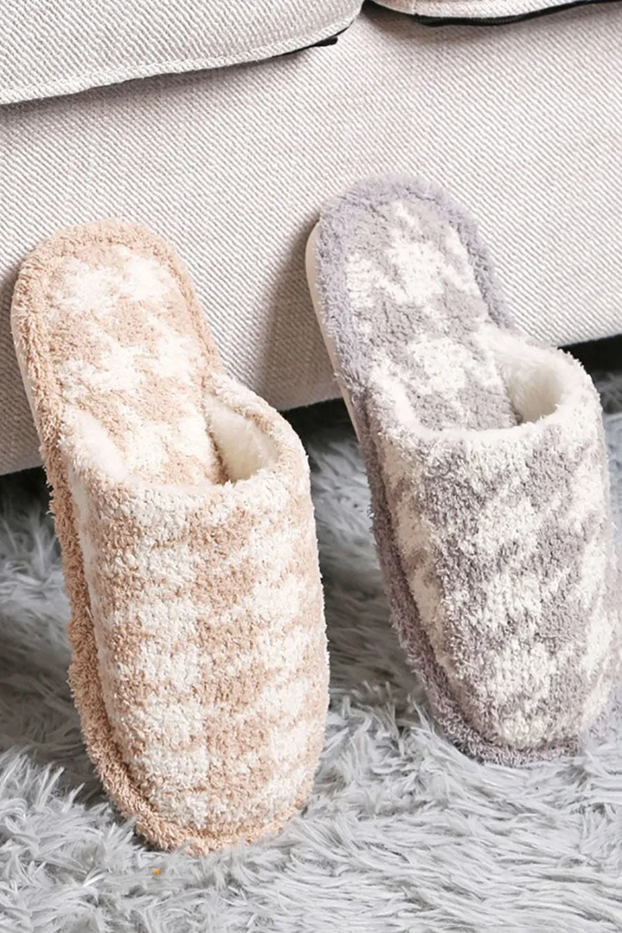 Houndstooth Queen House Slippers