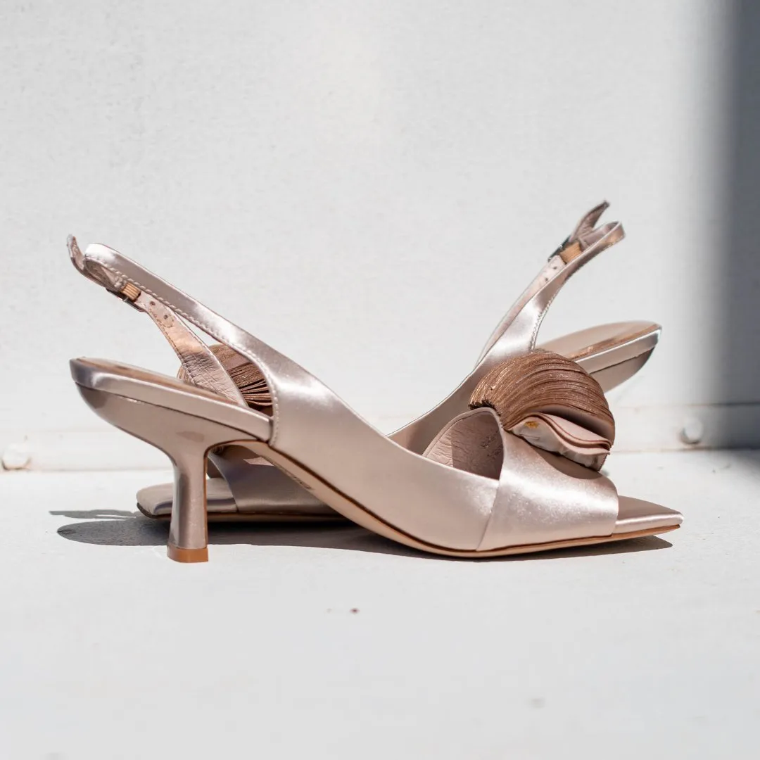 Jeffrey Campbell: Duffy in Champagne Satin