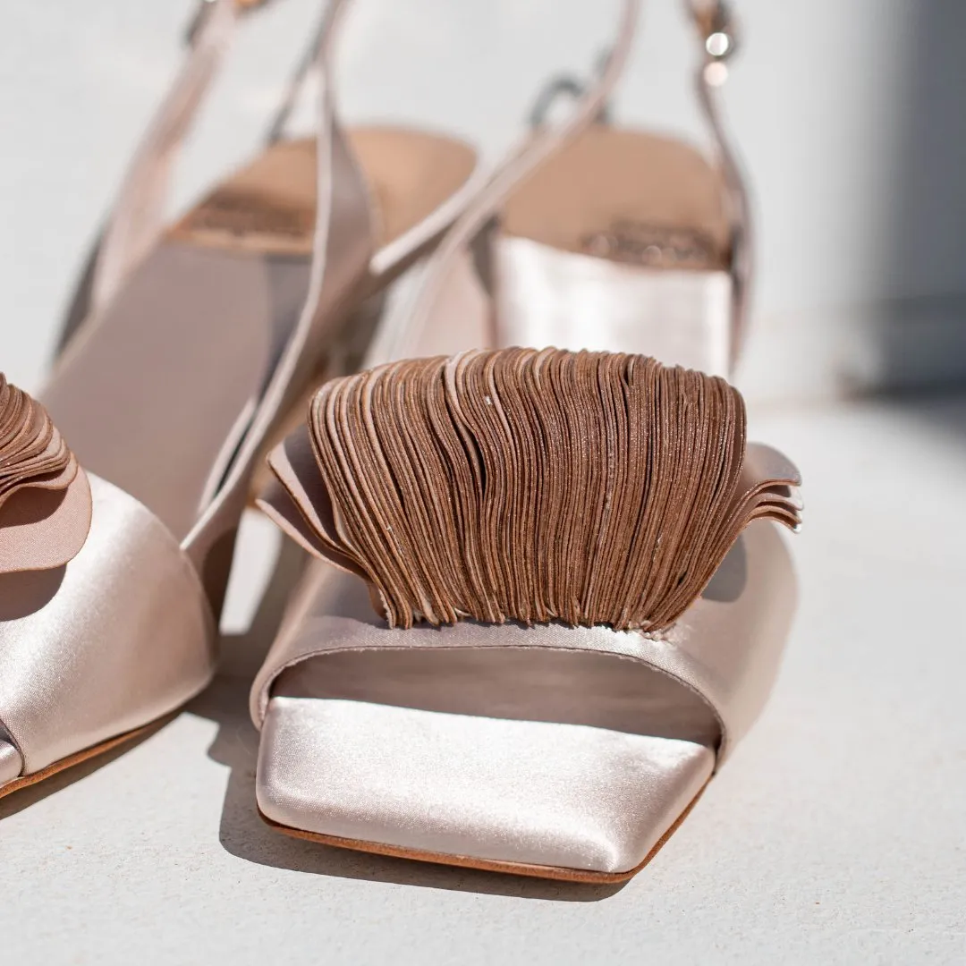Jeffrey Campbell: Duffy in Champagne Satin