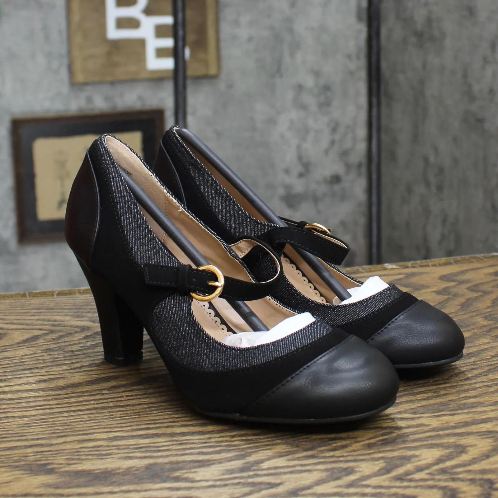 Journee Collection Womens Siri Pump Heels Shoes SIRI-PUMP Black 7M