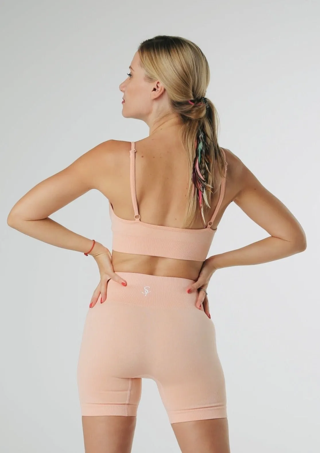 ''Joy'' Light Peach - Shorts and Sports Bra Set