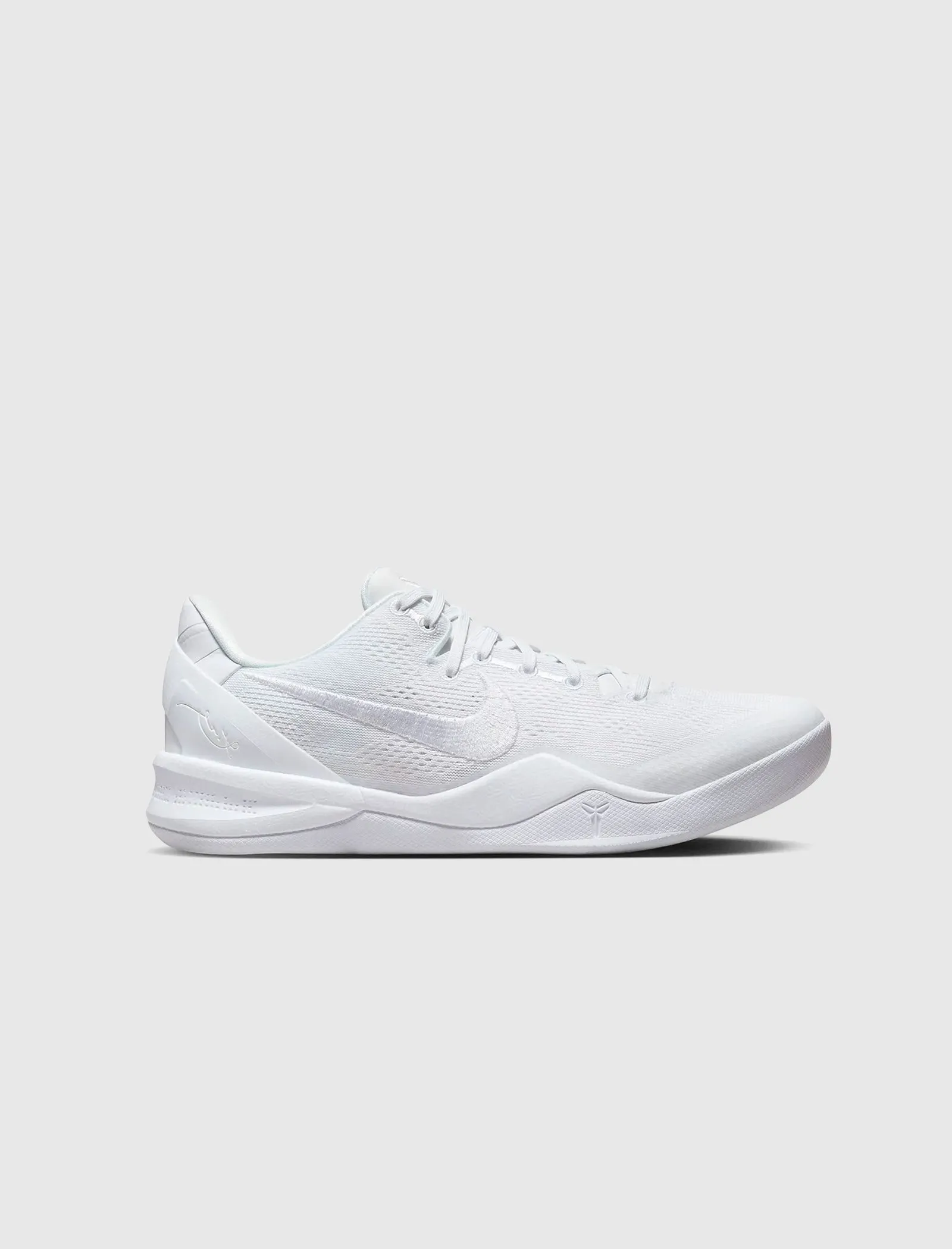 KOBE VIII PROTRO "WHITE"