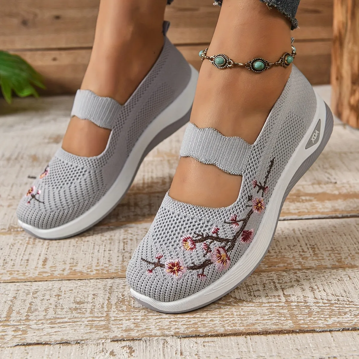Lucy – Premium Orthopedic Comfort Shoes