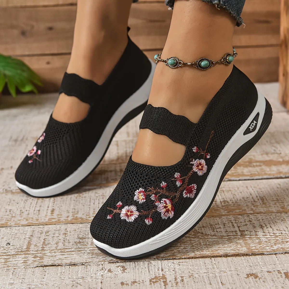 Lucy – Premium Orthopedic Comfort Shoes