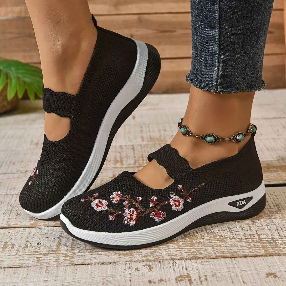Lucy – Premium Orthopedic Comfort Shoes