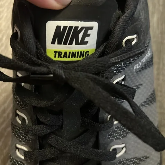 Men’s Nike Training Sneakers Flywire