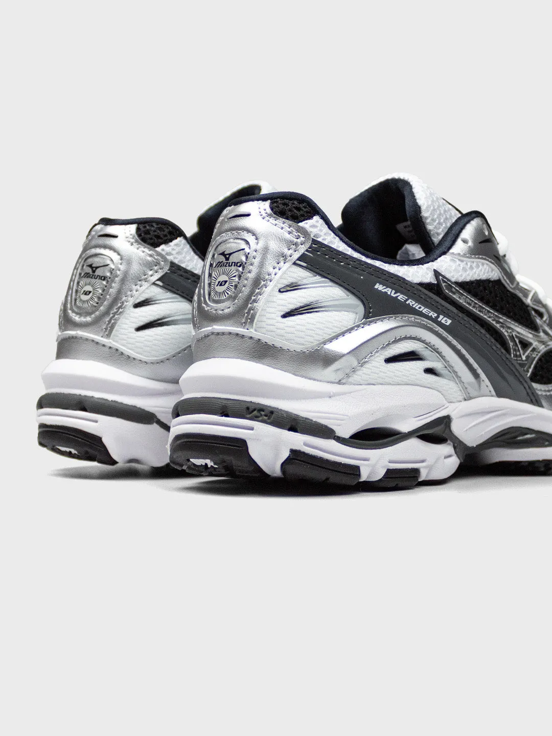 Mizuno Wave Rider 10 Sneakers | White/Silver