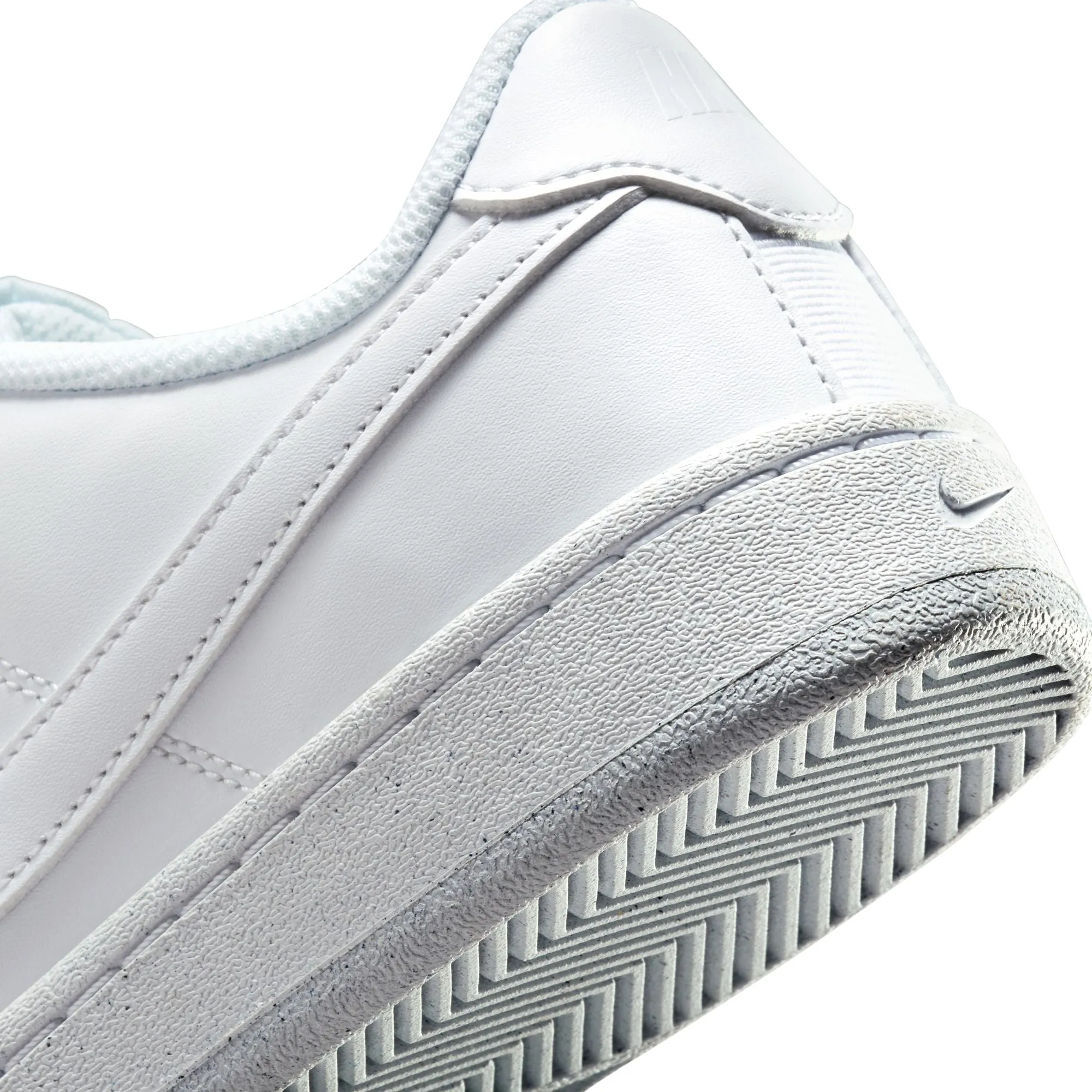 Nike Women Court Royale 2 Shoe | DH3159-100
