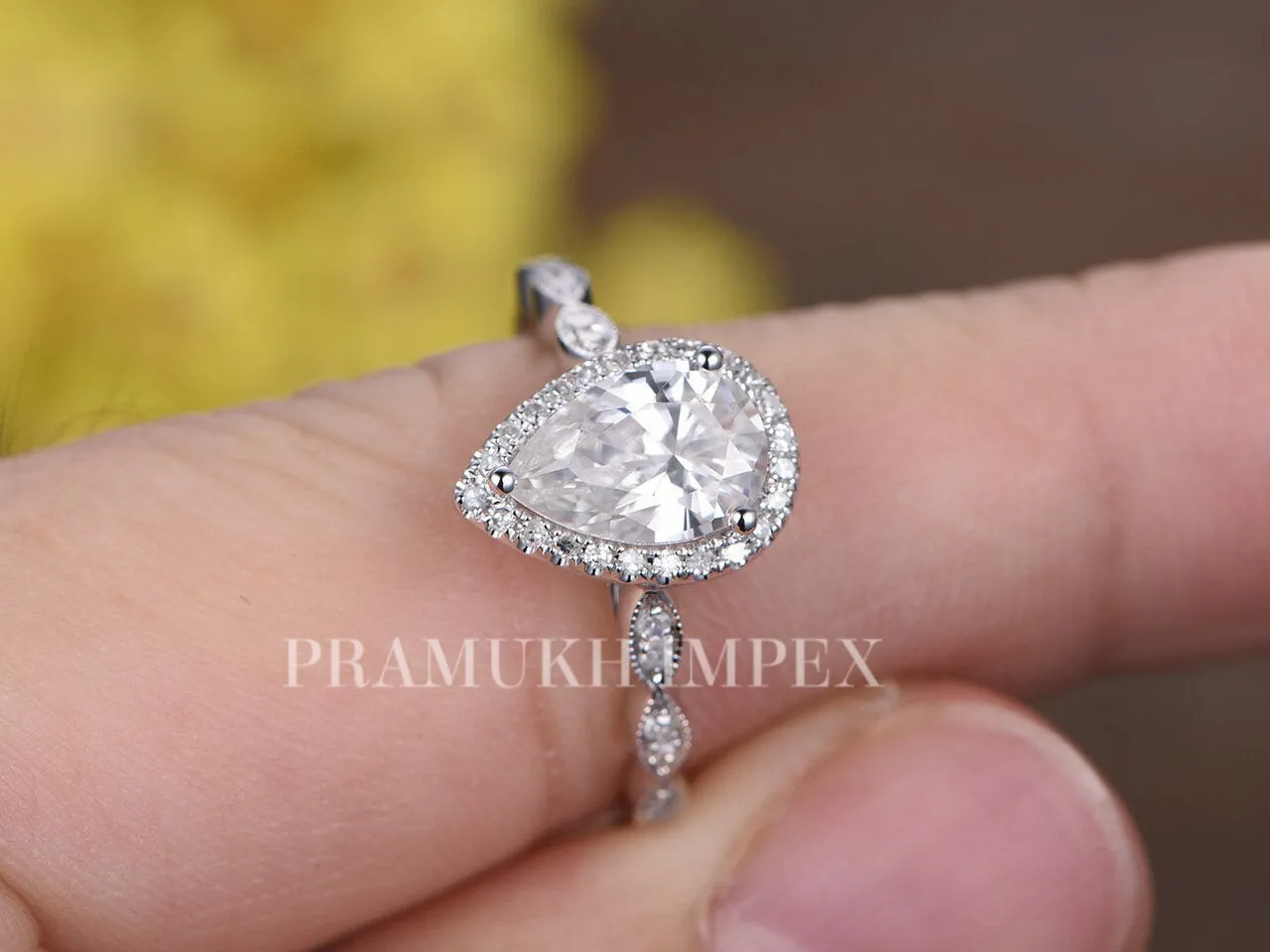 Pear Moissanite Engagement Ring White Gold Vintage Halo Diamond Wedding Ring Promise Cluster Anniversary Gift For Her 1.50CT