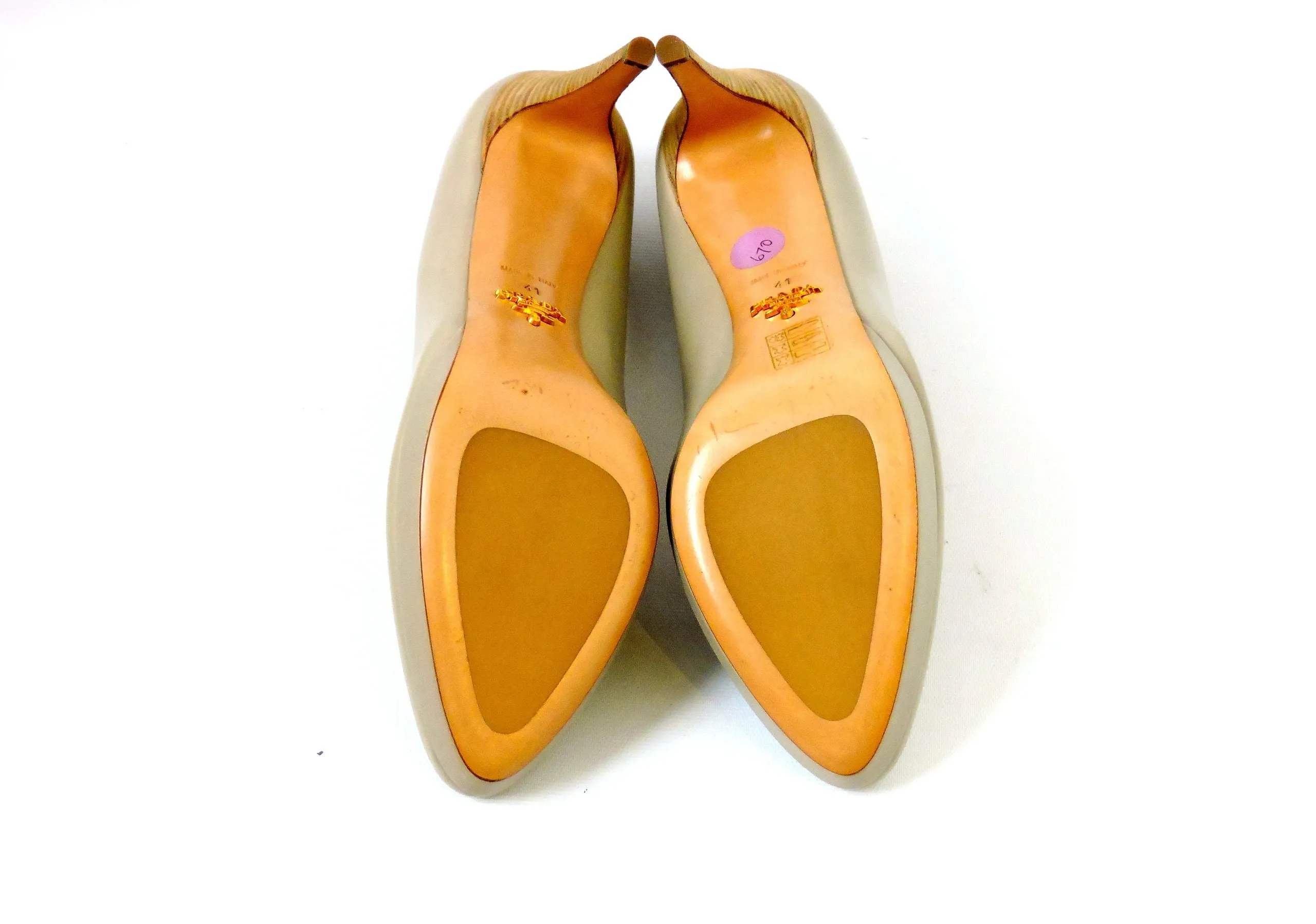 Prada Leather Platform Pump Size 41 It (11 Us)