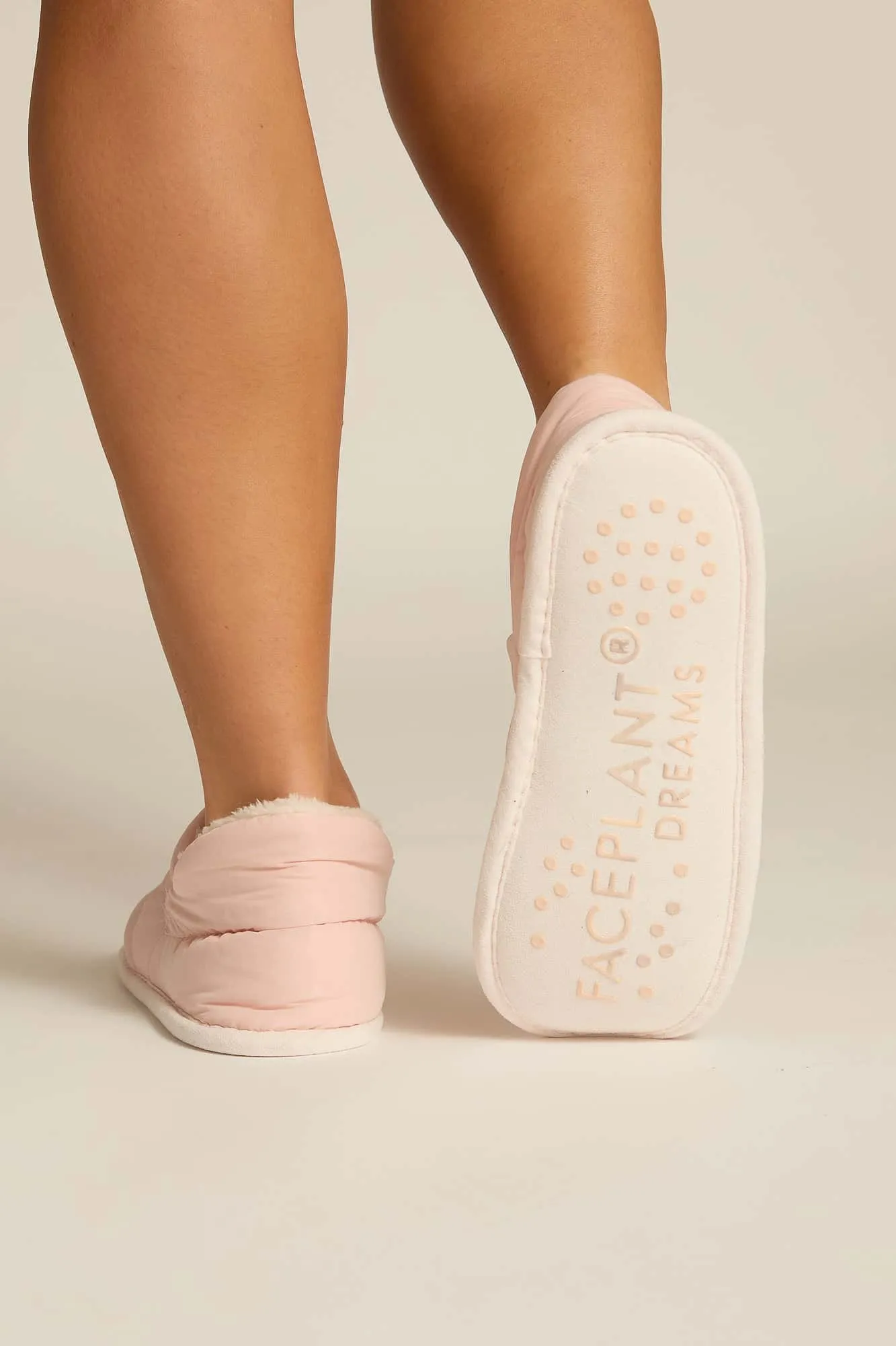 Puffer Footsies