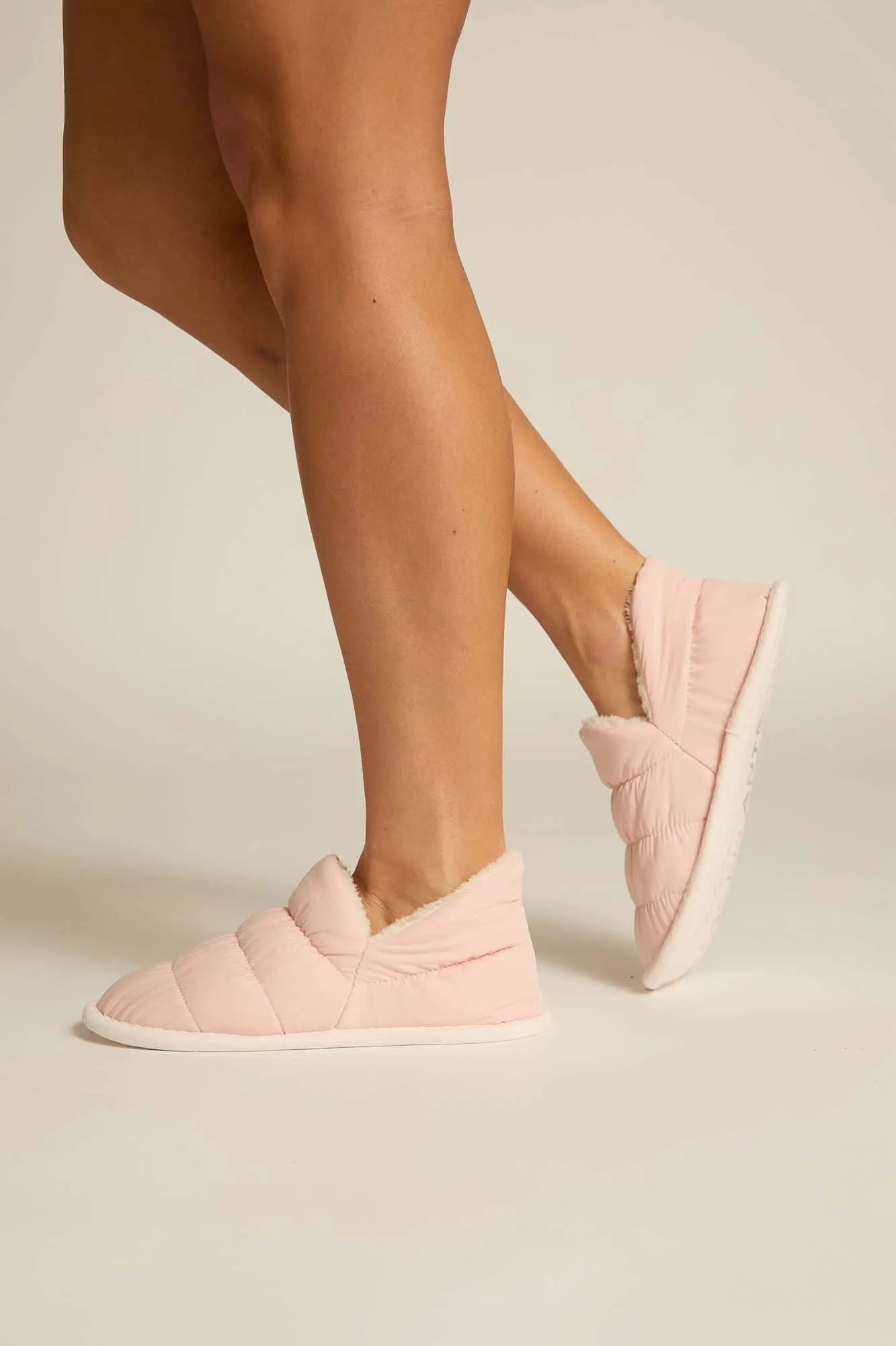 Puffer Footsies