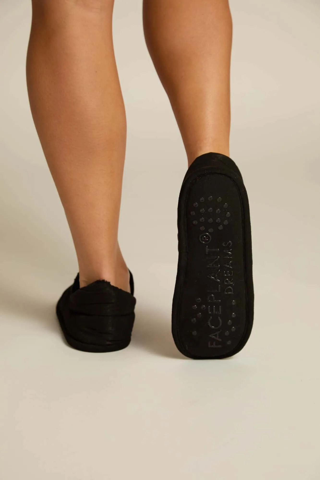 Puffer Footsies