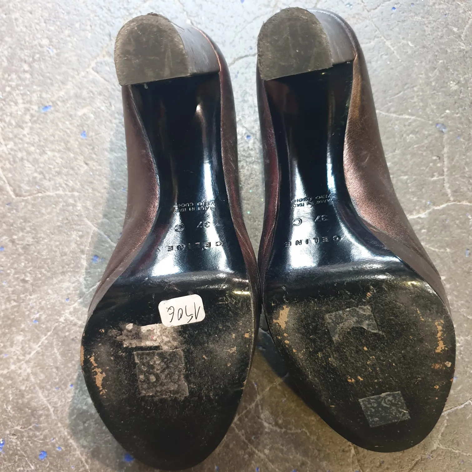 PUMPS