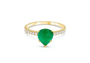 Ring 18kt Yellow Gold Pear Emerald & Diamonds