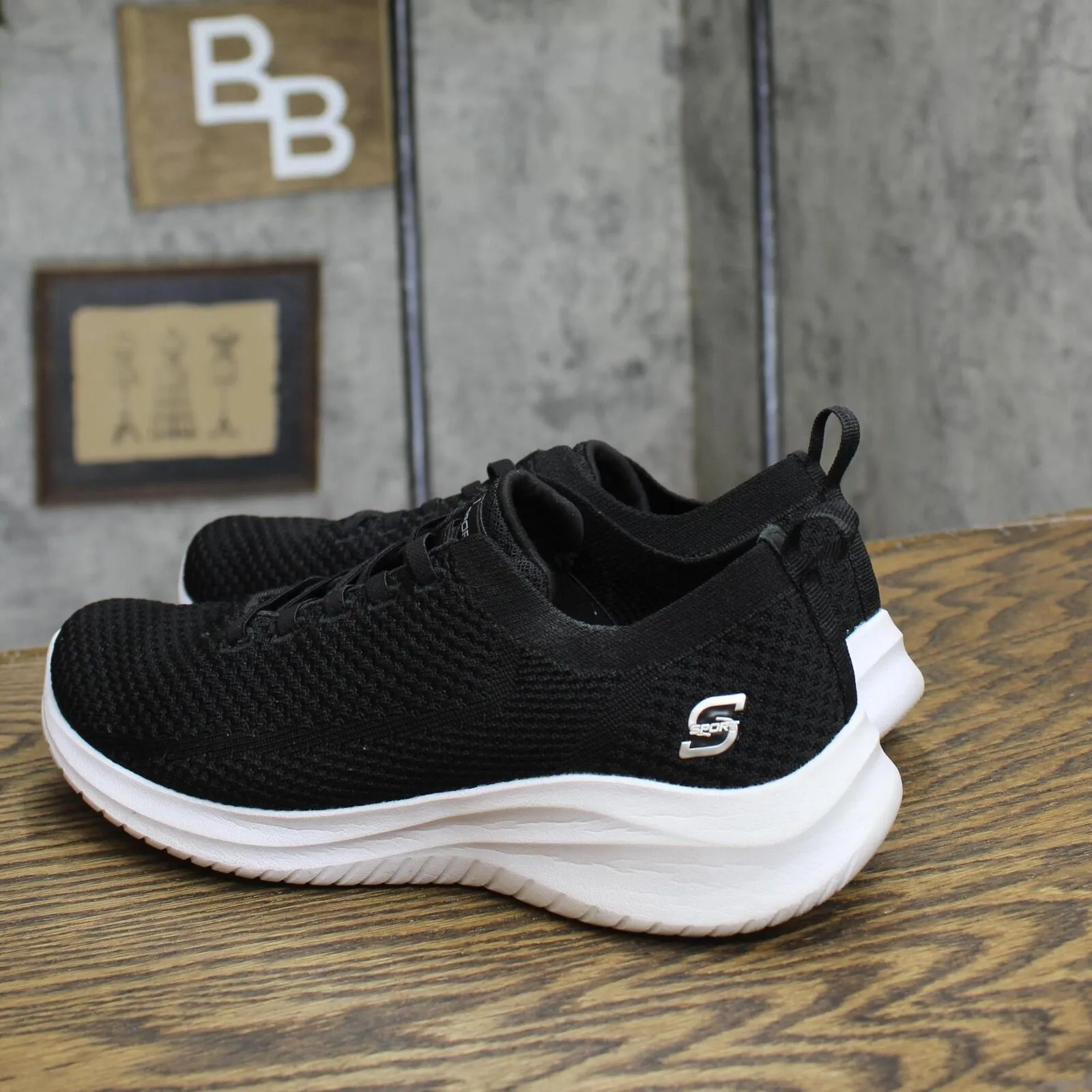 S Sport By Skechers Womens Resse 2.0 Elastic Gore Sneakers 89261300 Black 8M