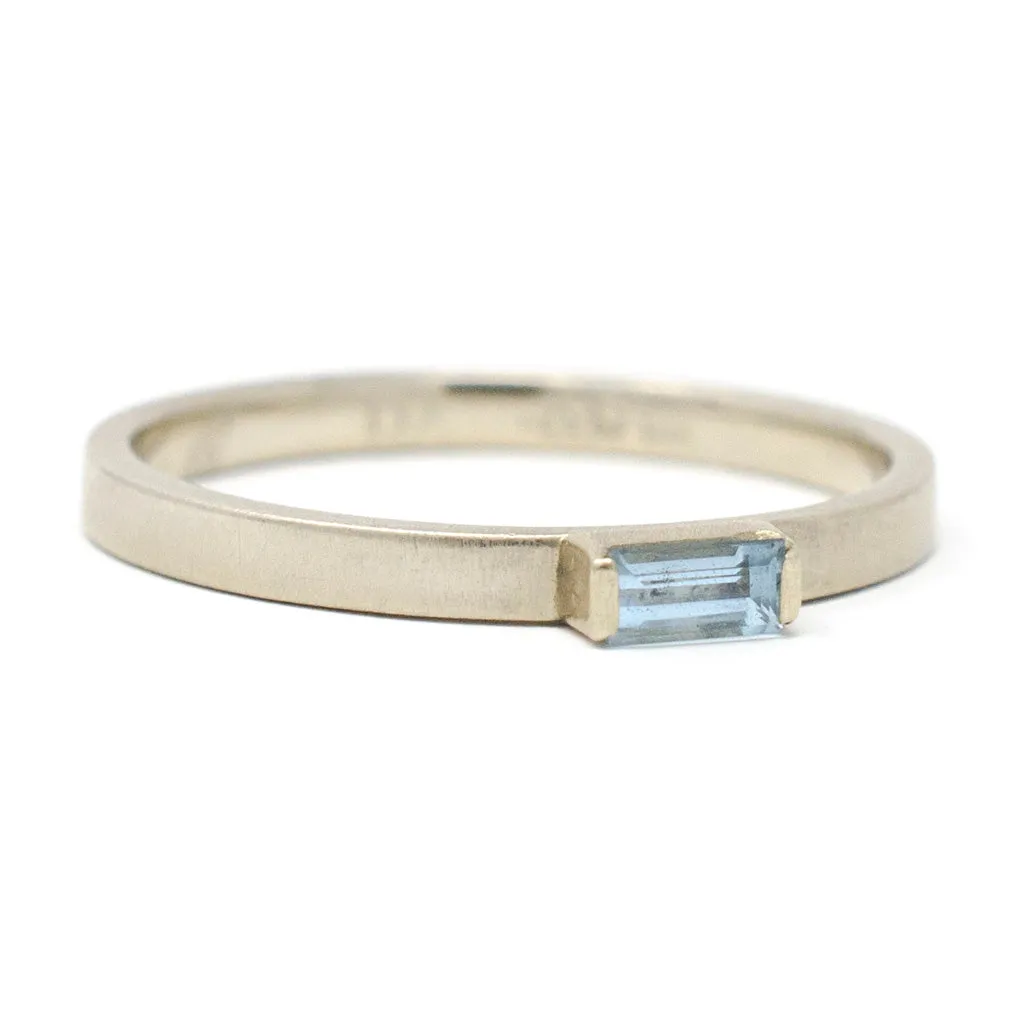The Wisp Aquamarine Ring