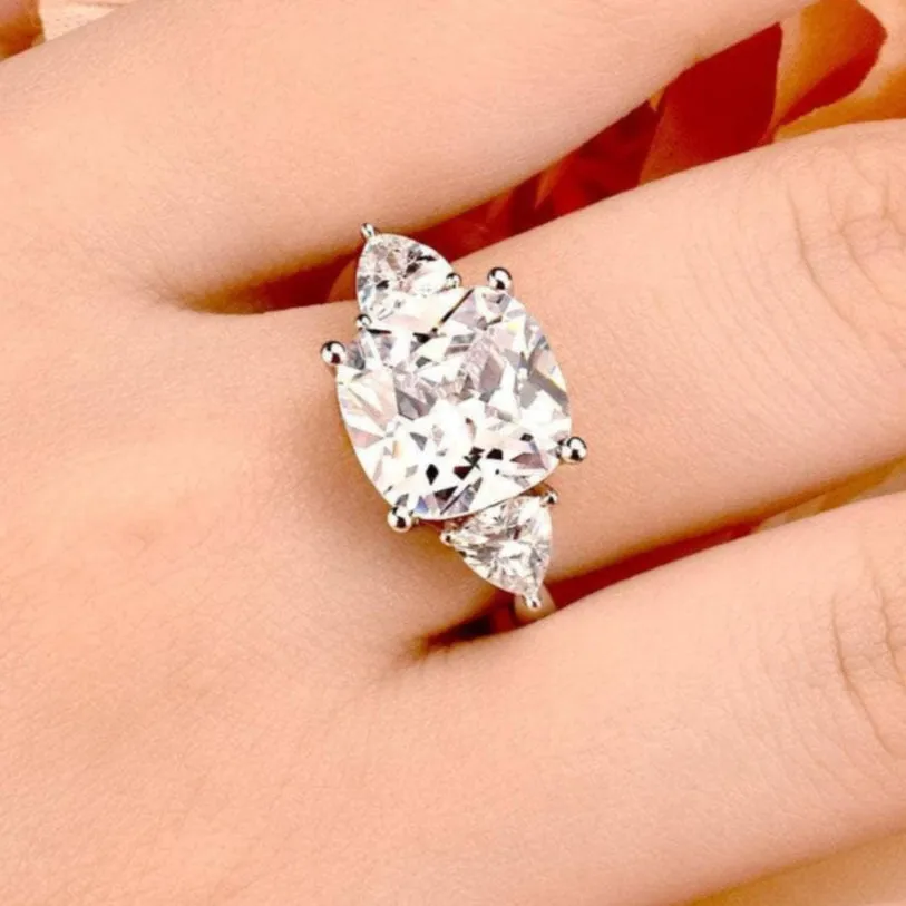 Three-stones Cushion Triangle Cut Diamond Ring