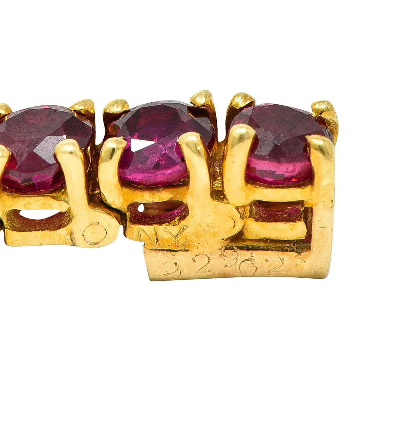 Van Cleef & Arpels 7.50 CTW Ruby 18 Karat Gold Line Bracelet Circa 1970