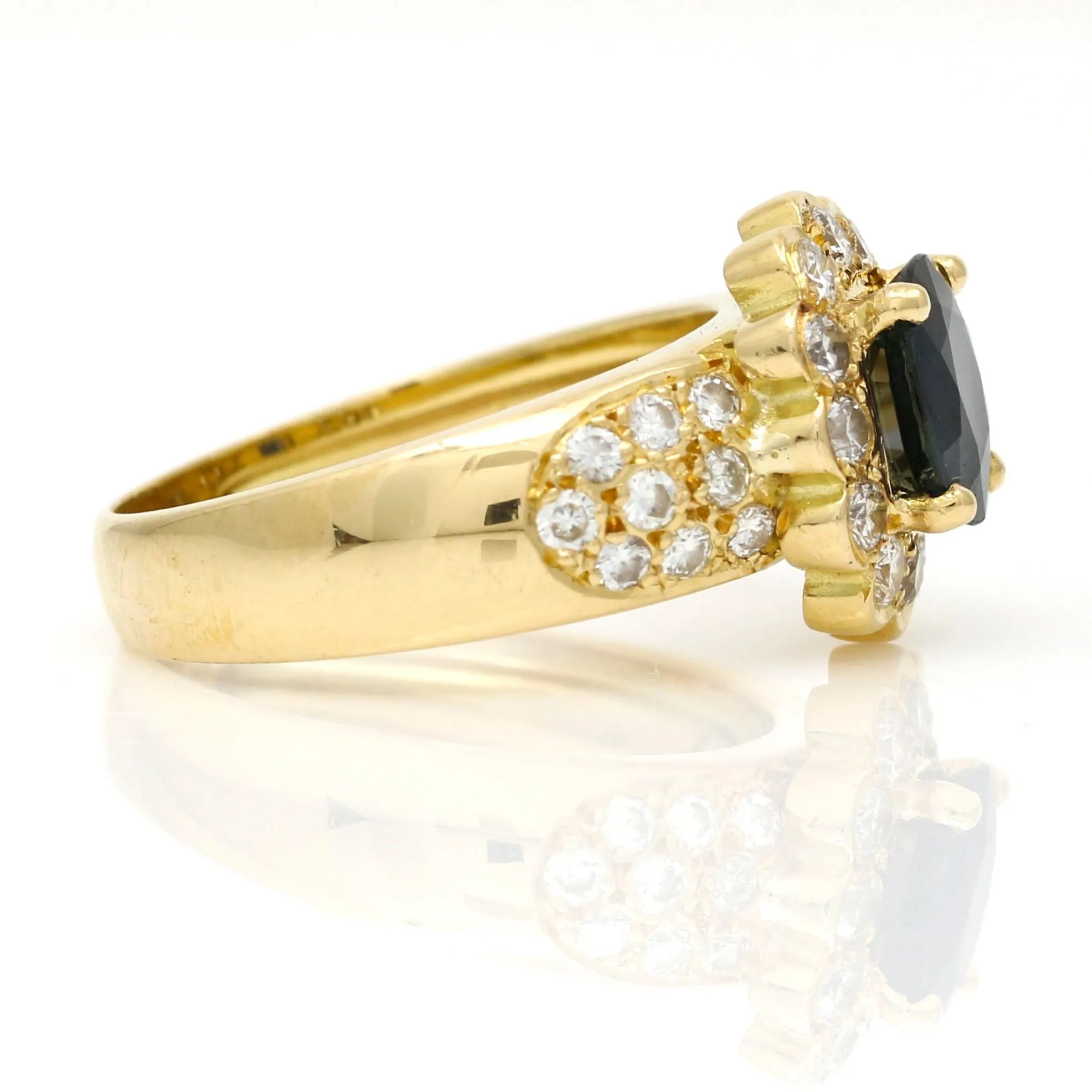 Vintage Blue Sapphire and Diamond Cocktail Ring in 18k Yellow Gold