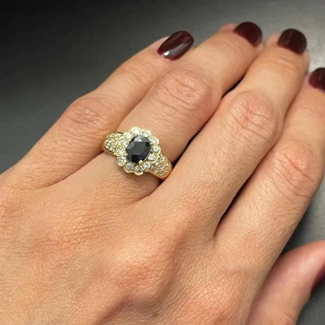 Vintage Blue Sapphire and Diamond Cocktail Ring in 18k Yellow Gold