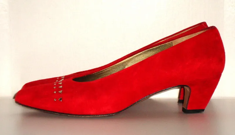 Vintage Red Suede Studded Kitten Heel 80s Pumps