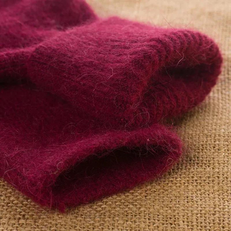 Winter Warm Wool Socks for Women - Super Thick Solid Sheep Wool Thermal Socks, Soft and Cozy