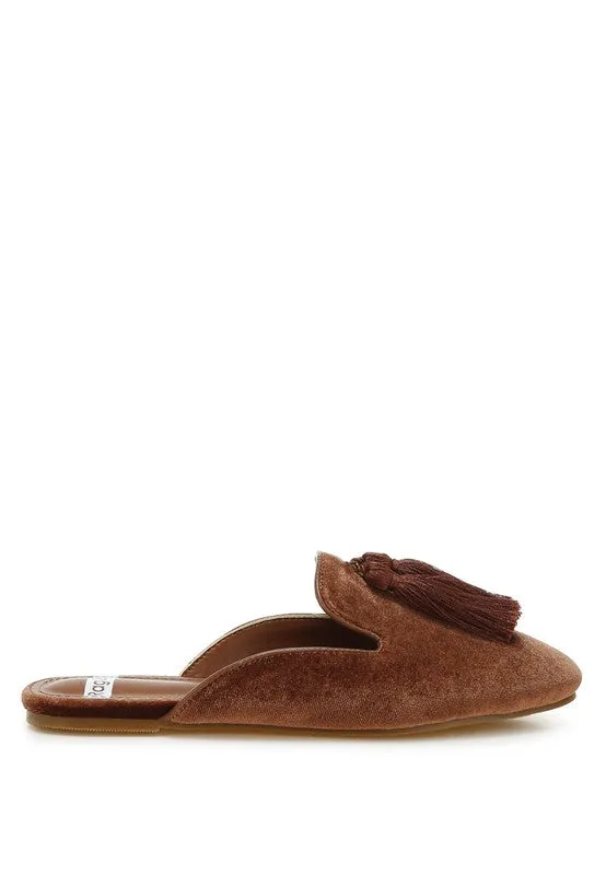 Women's Cardinal Tassel Detail Velvet Mules