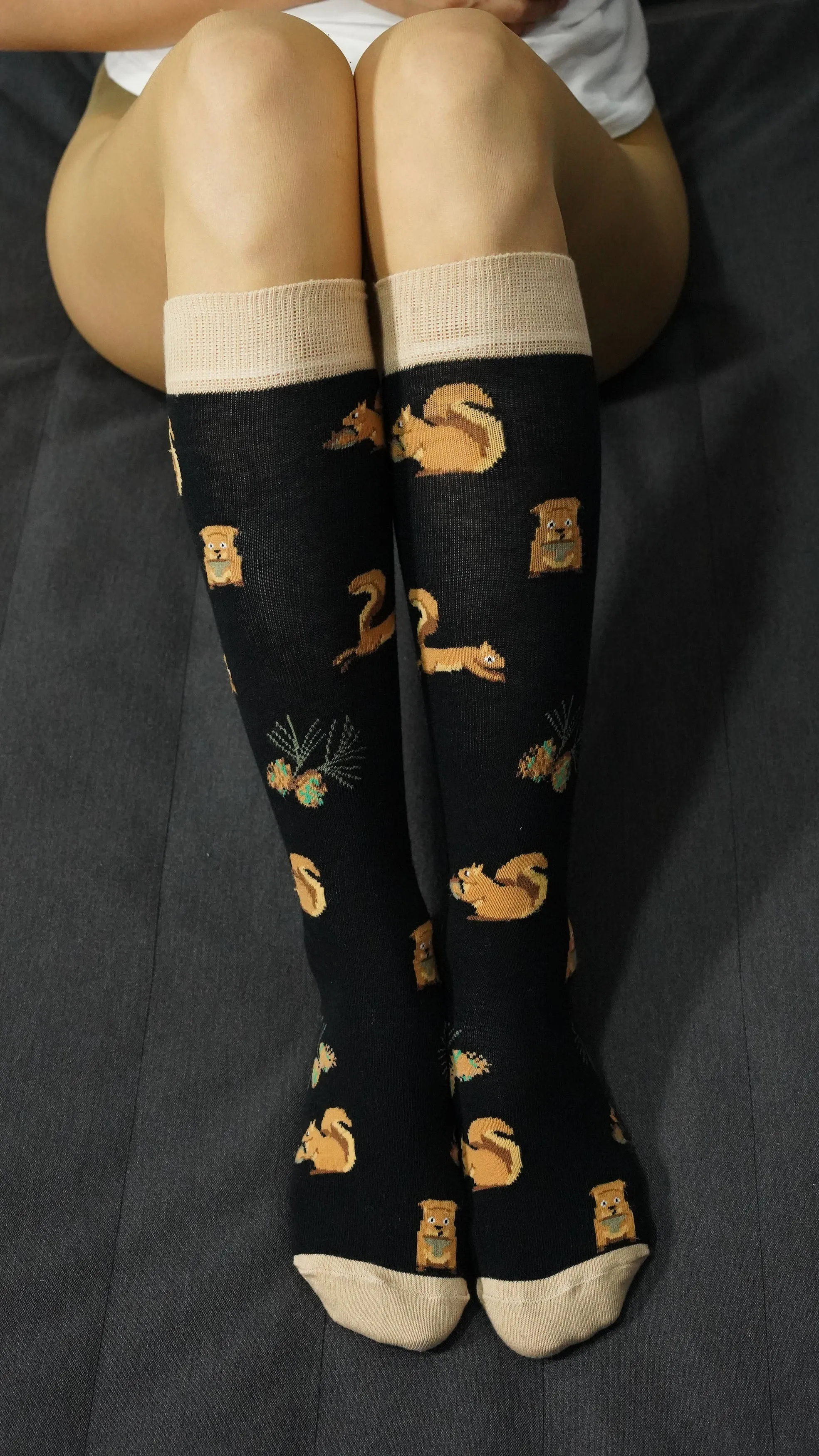 Women's Squirrel Knee High Socks