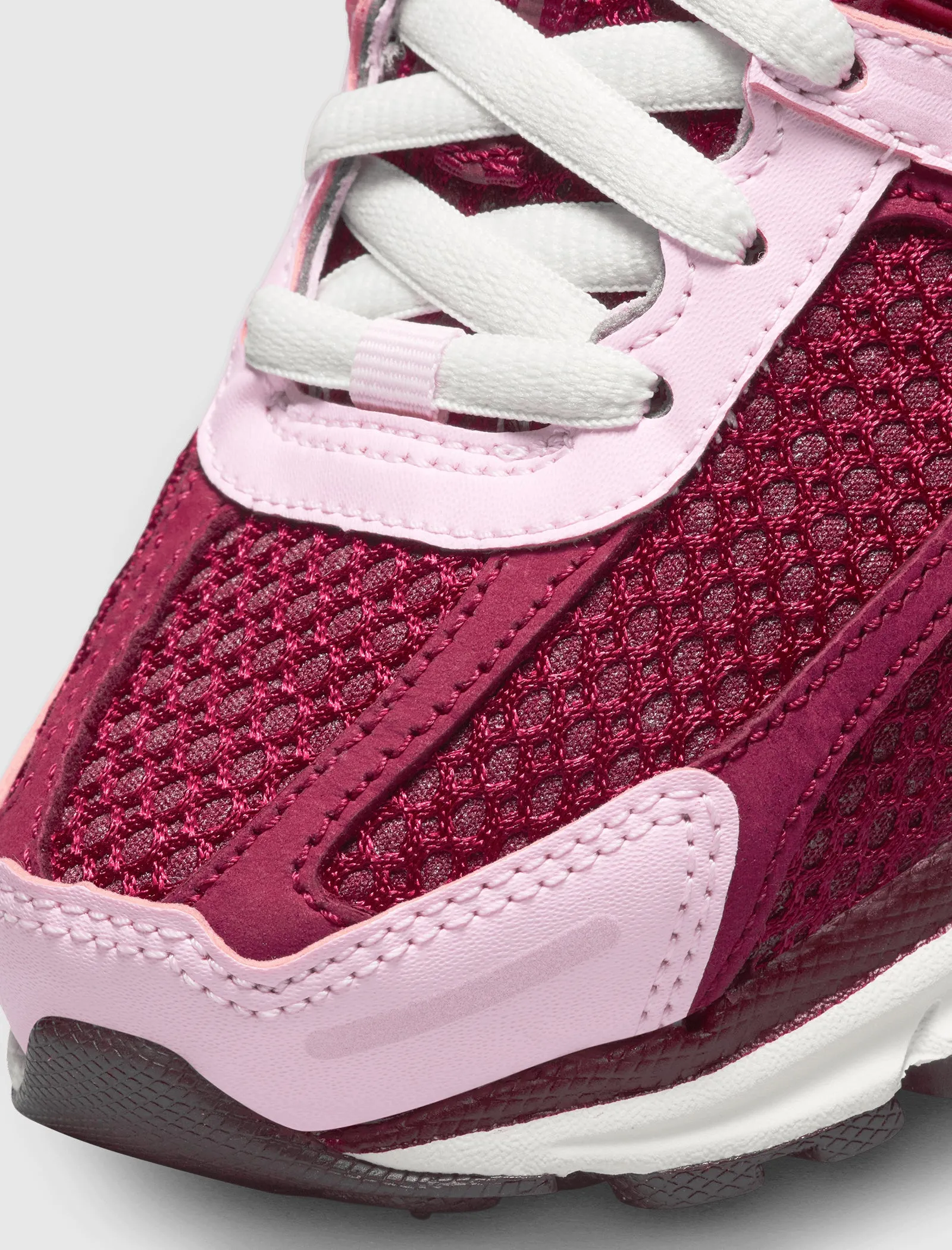 WOMEN'S ZOOM VOMERO 5 "PINK FOAM/TEAM RED"