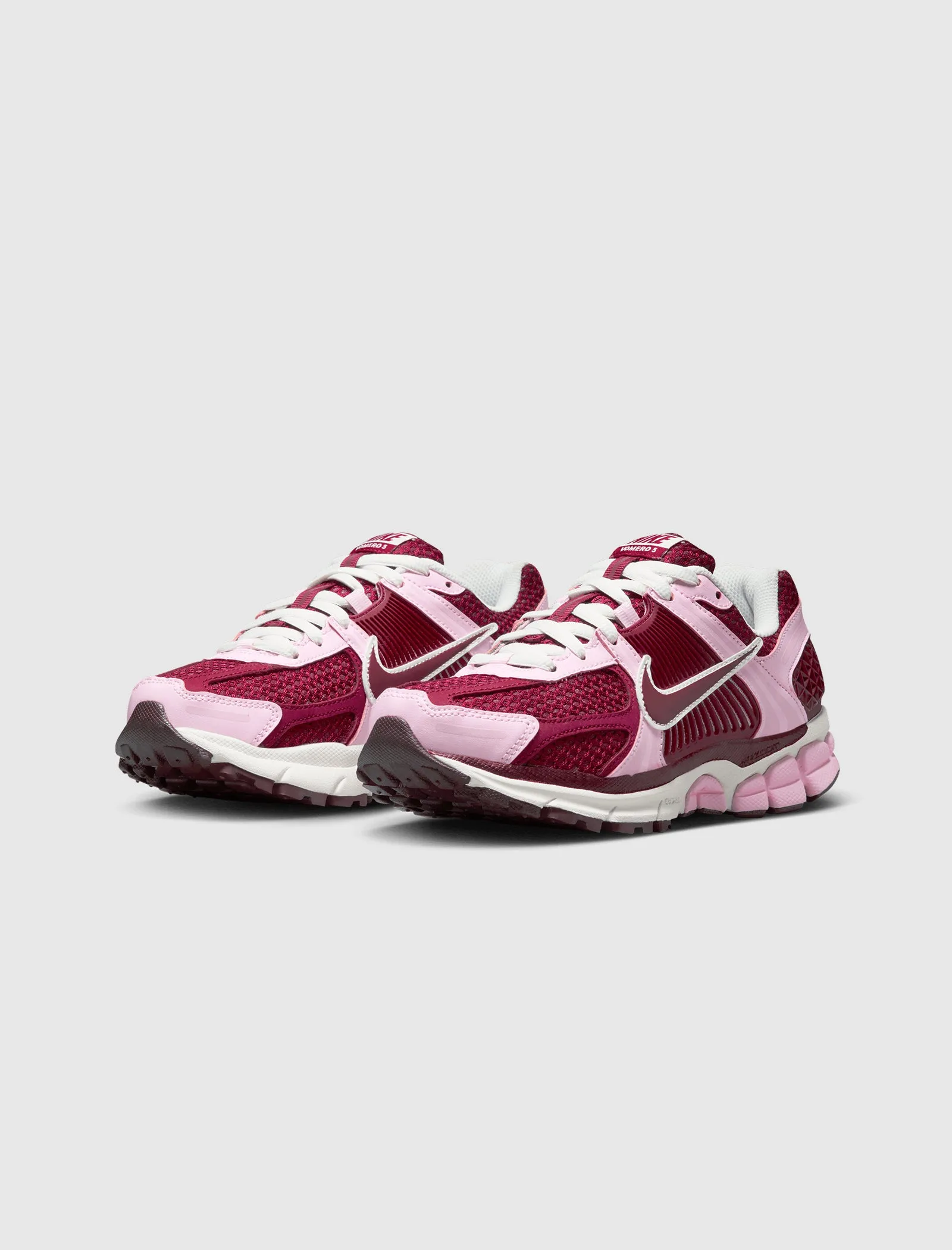 WOMEN'S ZOOM VOMERO 5 "PINK FOAM/TEAM RED"