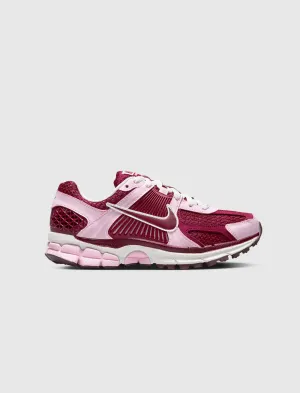 WOMEN'S ZOOM VOMERO 5 "PINK FOAM/TEAM RED"
